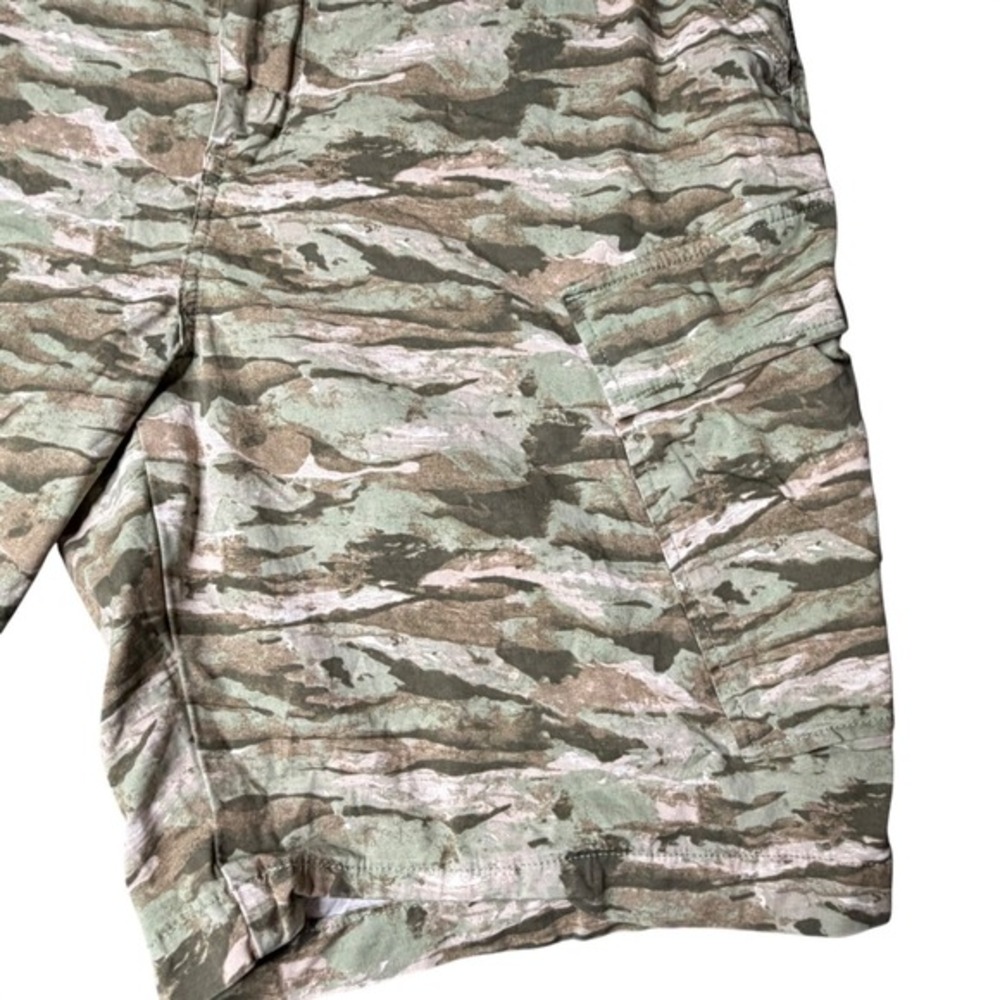 Levis XX Cargo Shorts Mens 40 Green Tiger Stripe Camo Utility Pockets 54756-0007 - Picture 2 of 8